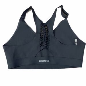 Victoria’s Secret Incredible Ultra-light Wireless Minimum Support sport bra Xl
